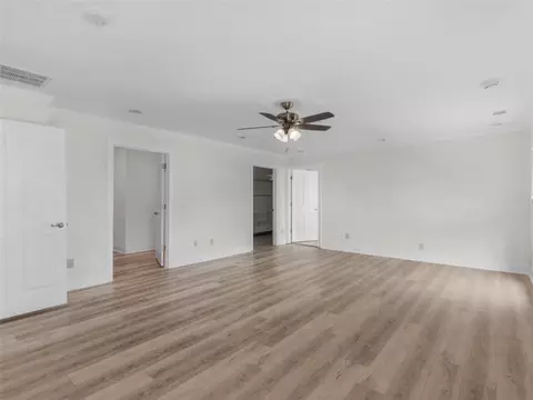Living - 25 Walnut Ln, Covington, GA 30014 photo 15 of 24