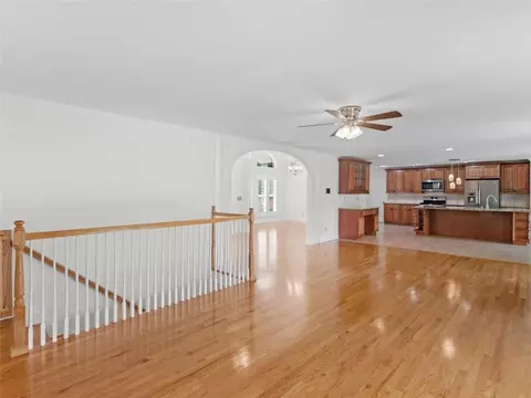 Living - 25 Walnut Ln, Covington, GA 30014 photo 10 of 24