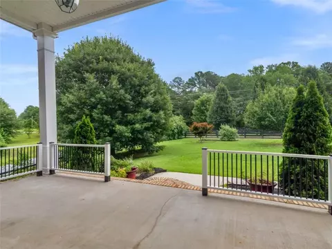 Exterior - 25 Walnut Ln, Covington, GA 30014 photo 14 of 14