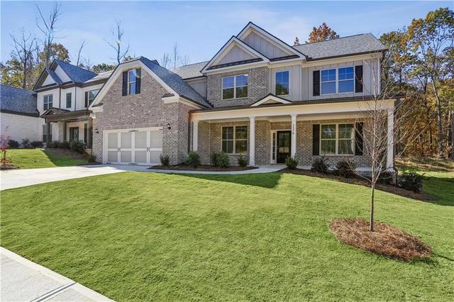 5977 Creek Indian Dr, Sugar Hill, GA 30518