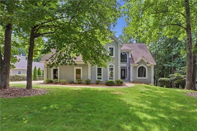 3044 Eagle Watch Dr, Woodstock, GA 30189