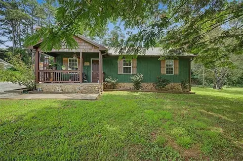 95 Aragon Rd, Taylorsville, GA 30178