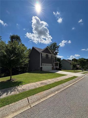 389 White Trillium Dr, Hoschton, GA 30548