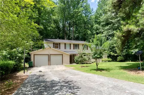 6384 Boyett Dr, Norcross, GA 30093