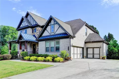 6740 Mount Holly Way, Suwanee, GA 30024
