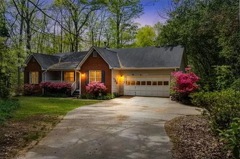 58 S Singley Dr S, Locust Grove, GA 30248