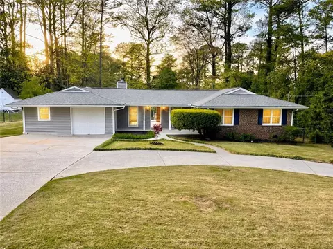 77 Hollyberry Dr, Dallas, GA 30157
