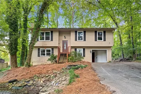 571 Tate Creek Ct NW, Acworth, GA 30102
