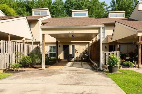6391 Hawthorne Ter, Peachtree Corners, GA 30092