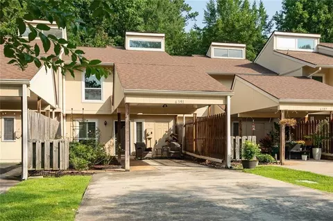 6391 Hawthorne Ter, Peachtree Corners, GA 30092