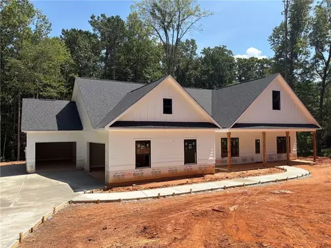 5544 Highway 101 N, Dallas, GA 30132