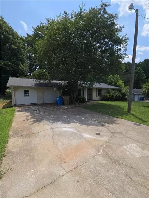 4158 Mountain Glen Trce, Snellville, GA 30039