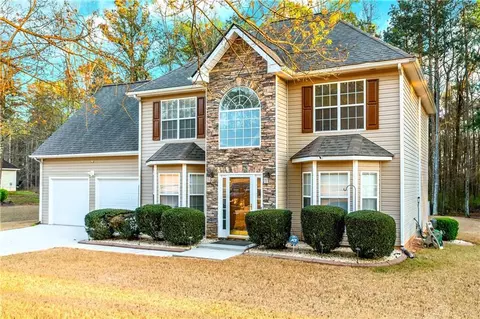 128 Northtowne Cv, Stockbridge, GA 30281