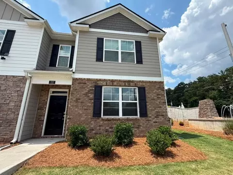 727 Aura Trl, Lawrenceville, GA 30045