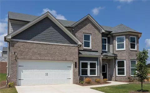 305 Rodeo Dr, Auburn, GA 30011