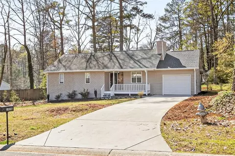 1436 Sage Brook Ct, Lawrenceville, GA 30043