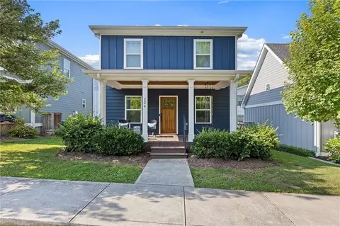 226 Old Canton Cir, Ball Ground, GA 30107