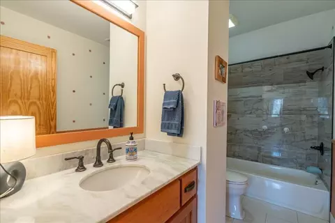 Bath - 435 Walton St, Monroe, GA 30655 photo 5 of 6
