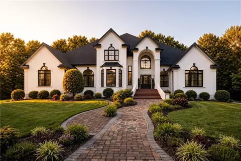 1020 Henry Ter, Lawrenceville, GA 30046