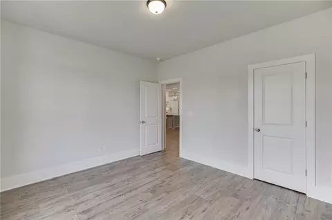 1833 Piney Bend Dr, Buford, GA 30518 photo 7