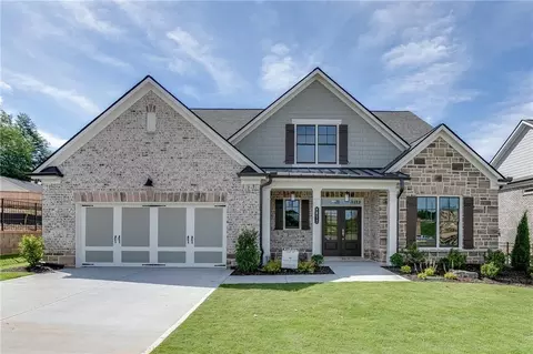 1833 Piney Bend Dr, Buford, GA 30518