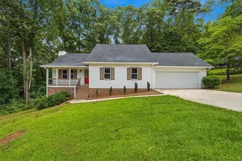 11 Ridgeview Dr SE, Silver Creek, GA 30173