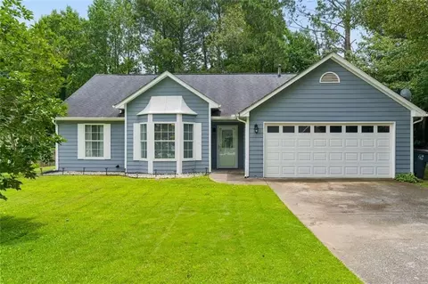 2423 Cheyenne Ln, Lawrenceville, GA 30044