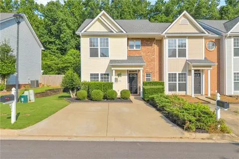 207 Pearl Chambers Dr, Dawsonville, GA 30534