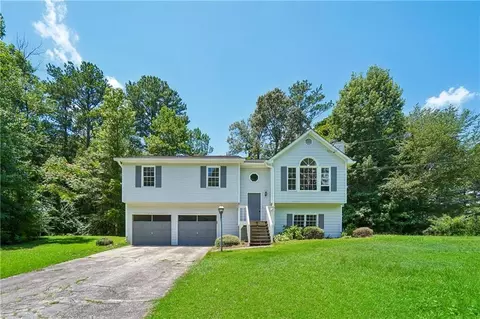 18 Cherry Cv, Dallas, GA 30157