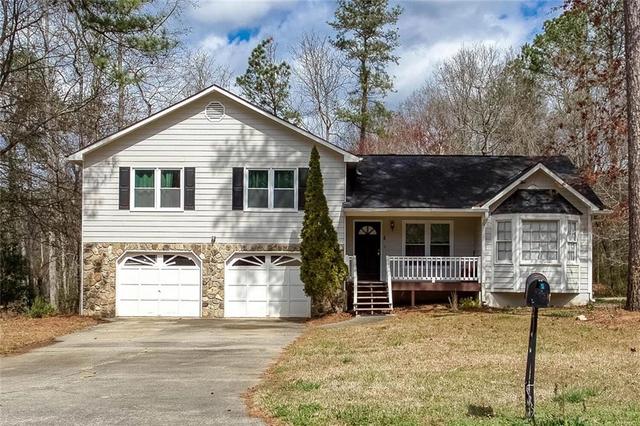 563 Presidential Dr, Dallas, GA 30157