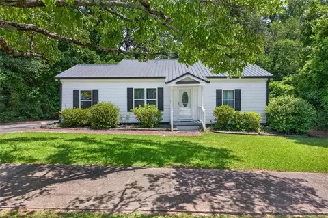 265 3rd Ave, Winder, GA 30680