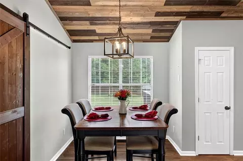 Dining - 116 Euharlee Five Forks Rd, Euharlee, GA 30145 photo 1 of 4