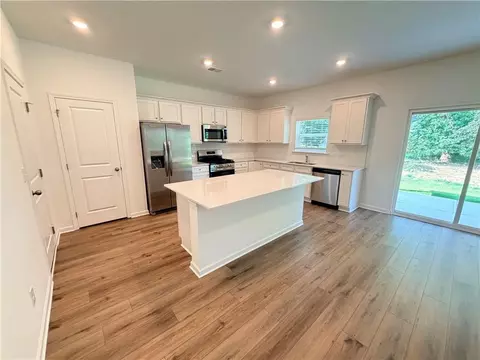 Kitchen - 3498 Chota Ln, Bethlehem, GA 30620 photo 1 of 2