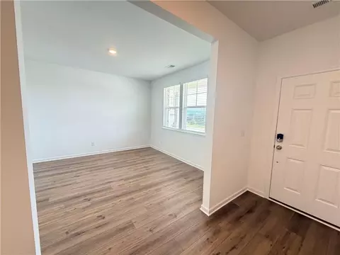 Living - 3498 Chota Ln, Bethlehem, GA 30620 photo 1 of 3