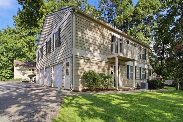 1329 Surrey Ln SW #7, Marietta, GA 30008