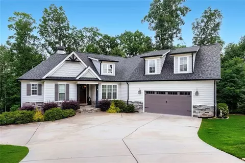 115 Rowboat Dr, Fayetteville, GA 30215