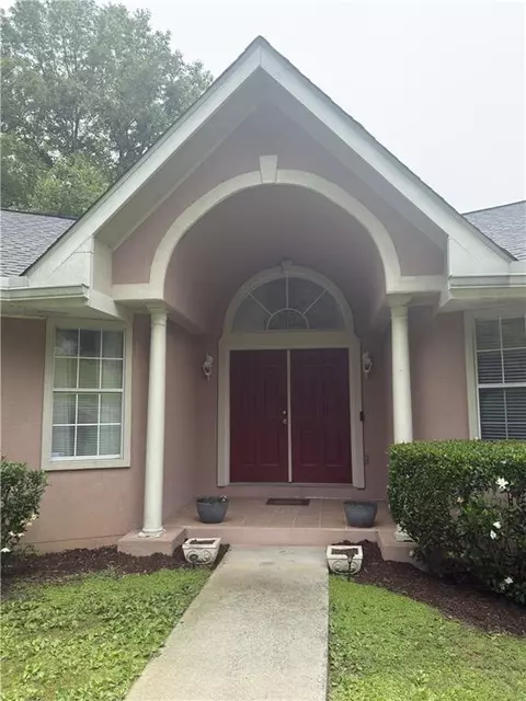 4221 Riverlake Way, Snellville, GA 30039