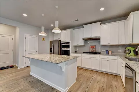 Kitchen - 3828 Amicus Dr, Buford, GA 30519 photo 3 of 6