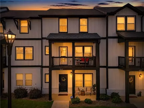823 Altamaha Trl, Woodstock, GA 30188