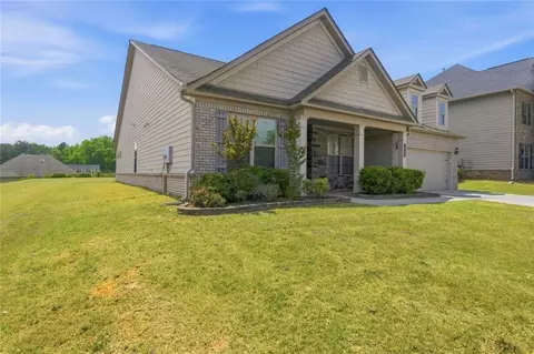 Exterior - 30 Partridge Dr, Covington, GA 30016 photo 3 of 5
