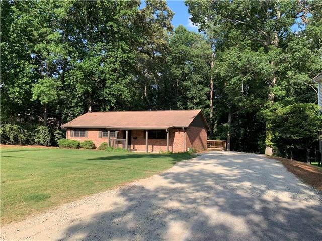 6103 Lake Lanier Heights Rd, Buford, GA 30518