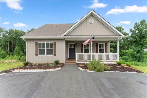 54 Great Works Dr, Dahlonega, GA 30533