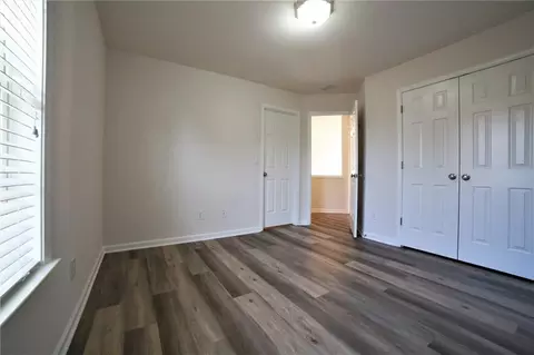8305 Grenadier Trl, Suwanee, GA 30024 photo 33