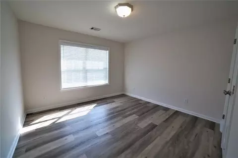 8305 Grenadier Trl, Suwanee, GA 30024 photo 30