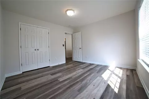 8305 Grenadier Trl, Suwanee, GA 30024 photo 31