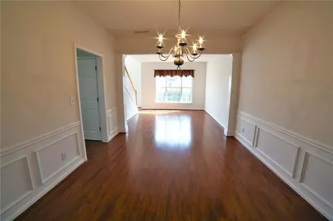 8305 Grenadier Trl, Suwanee, GA 30024 photo 8