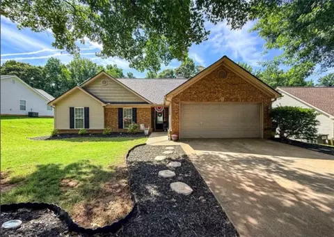 255 River Mist Cir, Jefferson, GA 30549