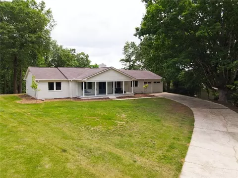 745 Honeysuckle Rd, Gainesville, GA 30501