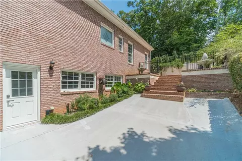 Exterior - 8190 Royal Troon Dr, Duluth, GA 30097 photo 3 of 7