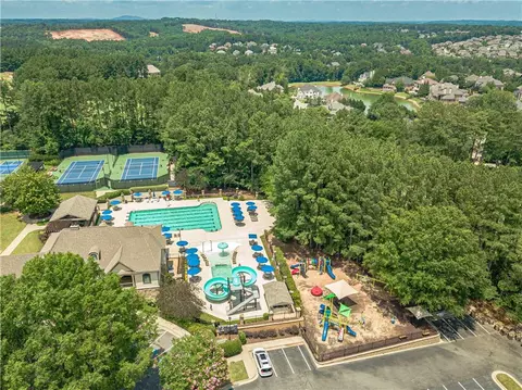 View/Area - 8190 Royal Troon Dr, Duluth, GA 30097 photo 2 of 10